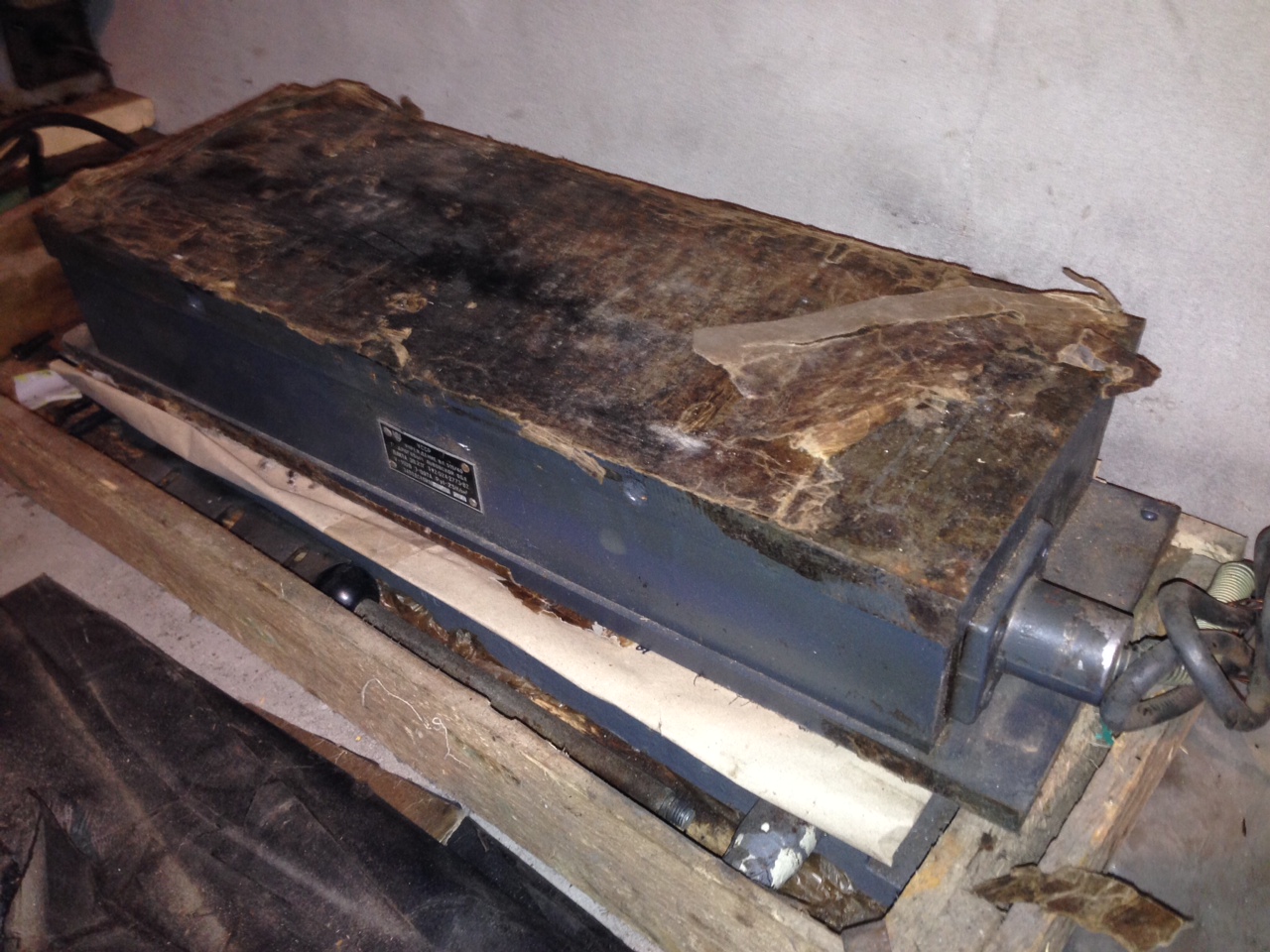 Плита электромагнитная ЭП-21Г, размер 630(560)х200 мм